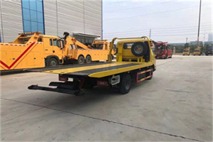 马村非事故拖车